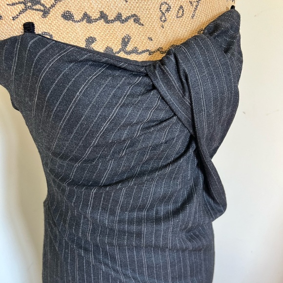 🖤SOLD🖤 Dolce & Gabbana DRESS STRETCH PINSTRIPE BUILTIN CORSET size 40 US 4 - Picture 9 of 16